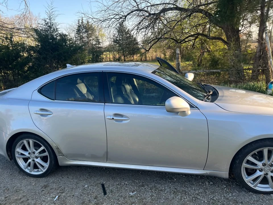 2007 Lexus IS 2nd Gen - Image 3 of 10