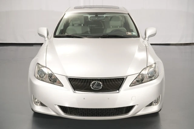 2007 Lexus IS 2nd Gen - Image 5 of 31