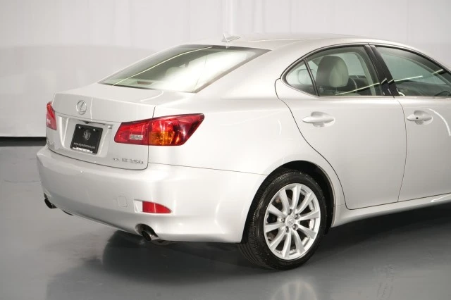 2007 Lexus IS 2nd Gen - Image 13 of 31