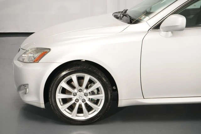 2007 Lexus IS 2nd Gen - Image 3 of 31