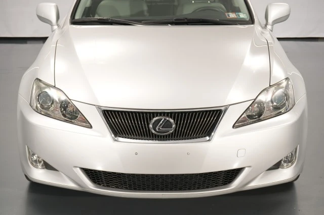 2007 Lexus IS 2nd Gen - Image 6 of 31