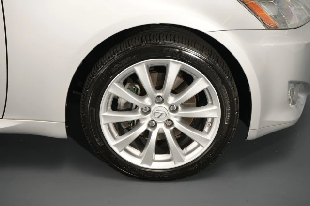2007 Lexus IS 2nd Gen - Image 23 of 31