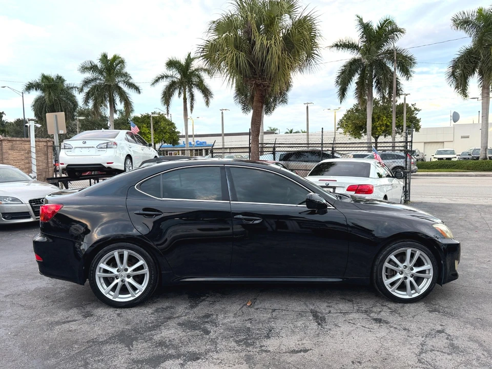 2007 Lexus IS 2nd Gen - Image 13 of 21