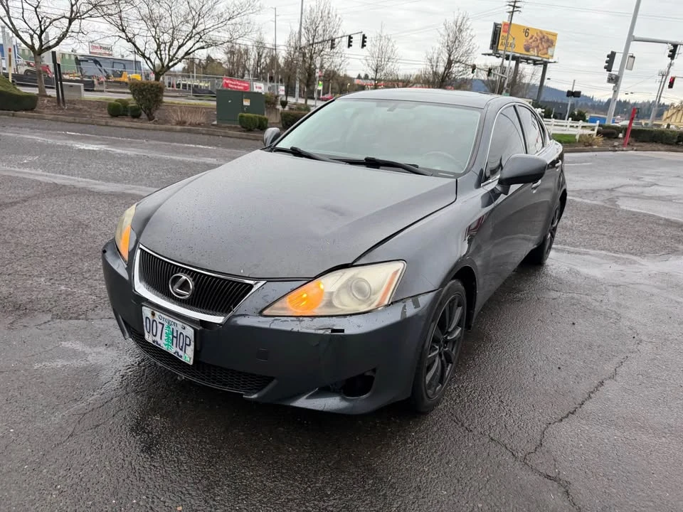 2007 Lexus IS 2nd Gen - Image 2 of 10