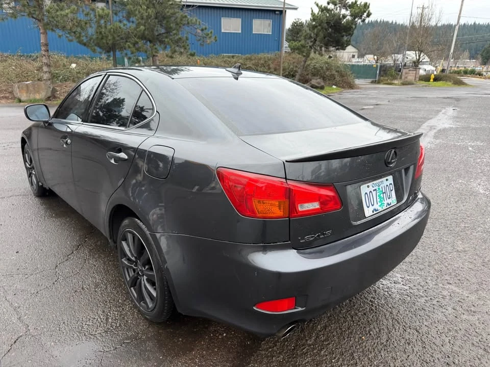 2007 Lexus IS 2nd Gen - Image 4 of 10