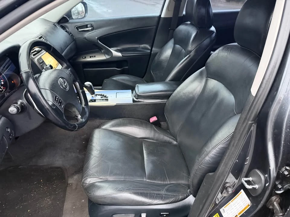 2007 Lexus IS 2nd Gen - Image 5 of 10