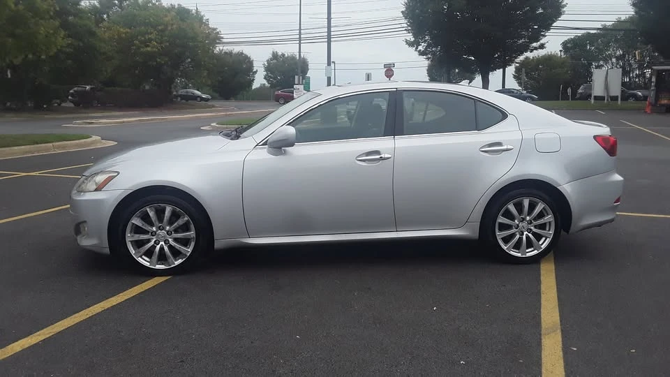 2007 Lexus IS 2nd Gen - Image 10 of 14