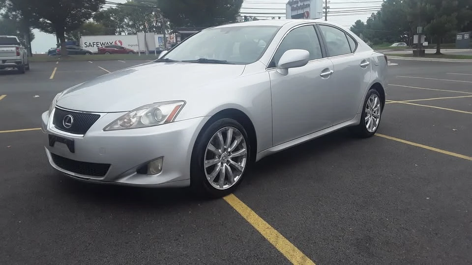 2007 Lexus IS 2nd Gen - Image 11 of 14