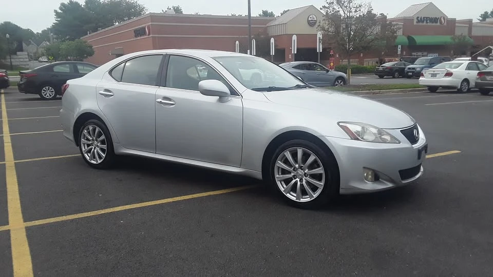 2007 Lexus IS 2nd Gen - Image 3 of 14
