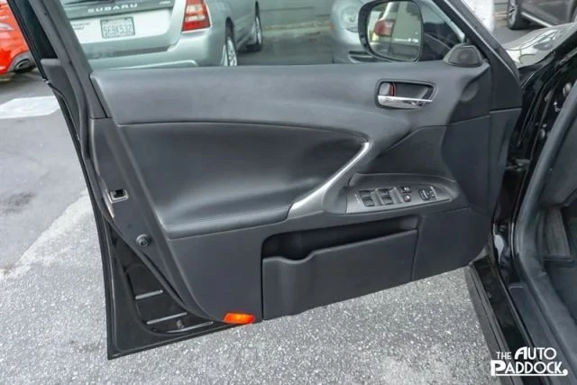 2007 Lexus IS 2nd Gen - Image 10 of 21
