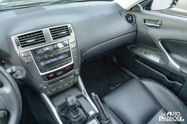2007 Lexus IS 2nd Gen - Image 18 of 21