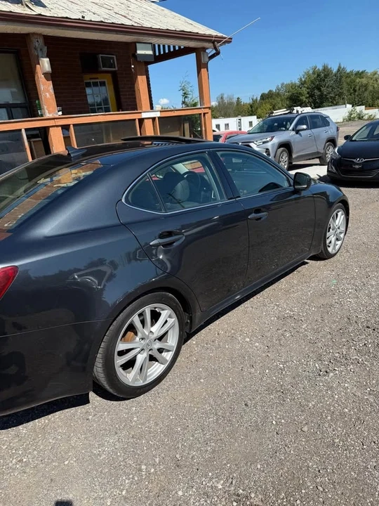 2007 Lexus IS 2nd Gen - Image 4 of 10