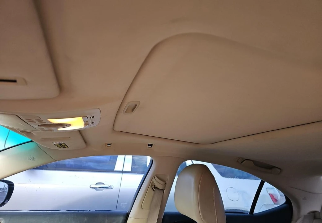 2007 Lexus IS 2nd Gen - Image 14 of 16