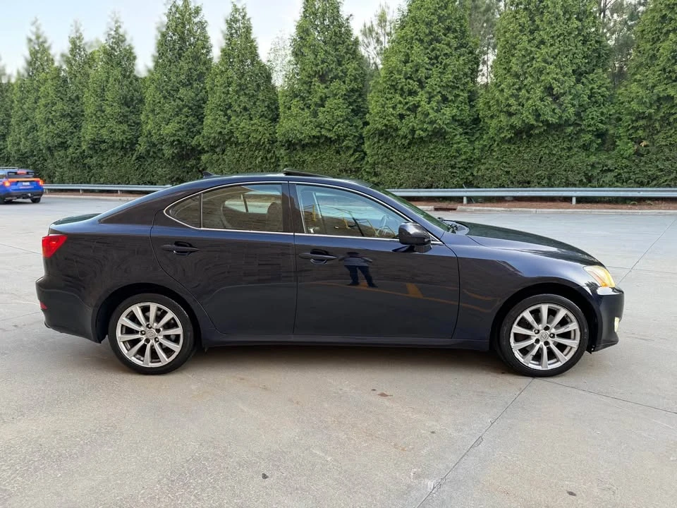 2007 Lexus IS 2nd Gen - Image 5 of 20