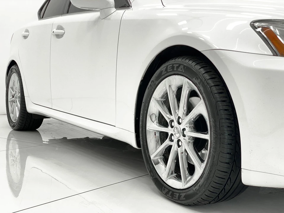 2007 Lexus IS 2nd Gen - Image 13 of 21