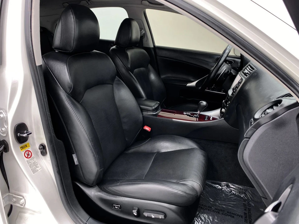 2007 Lexus IS 2nd Gen - Image 16 of 21