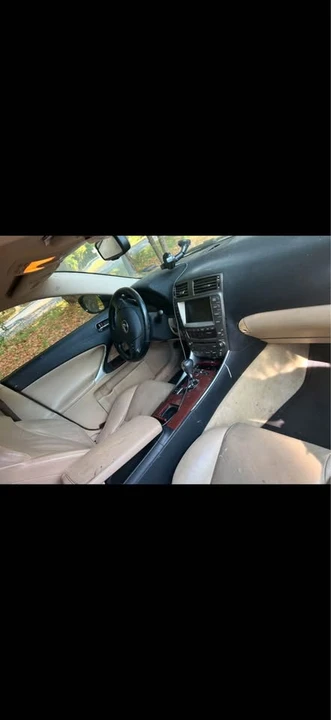 2007 Lexus IS 2nd Gen - Image 6 of 10