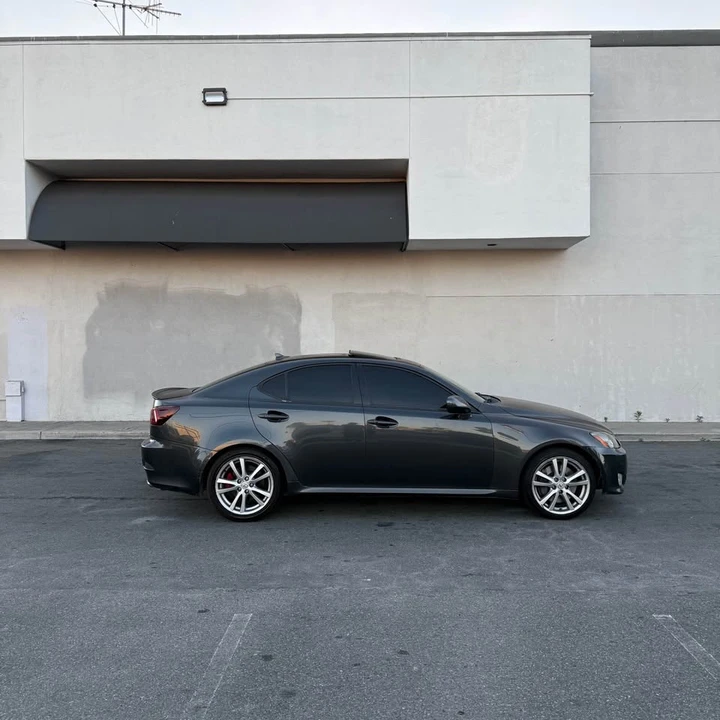 2007 Lexus IS 2nd Gen - Image 3 of 10