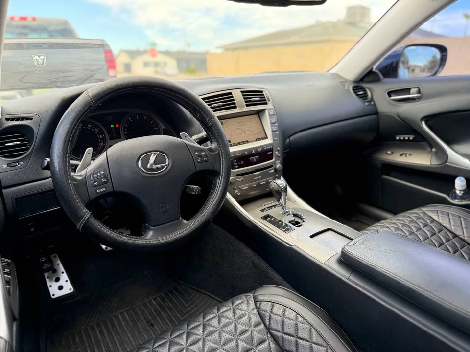 2007 Lexus IS 2nd Gen - Image 9 of 12