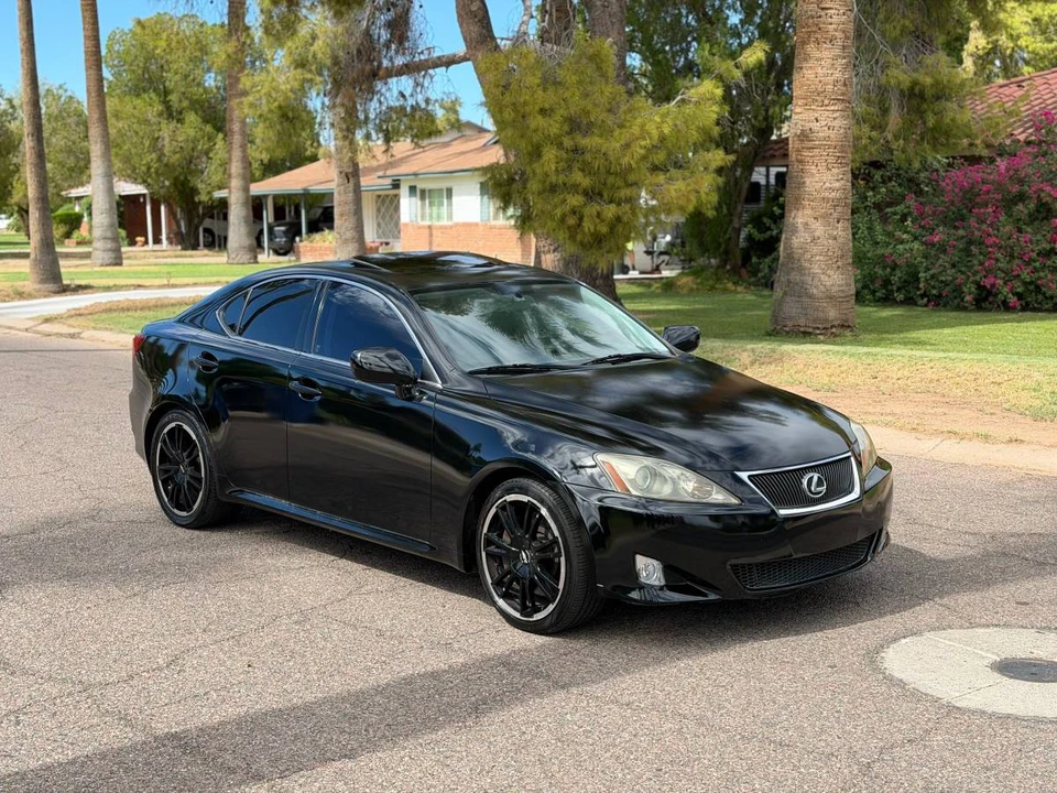 2007 Lexus IS 2nd Gen - Image 4 of 12