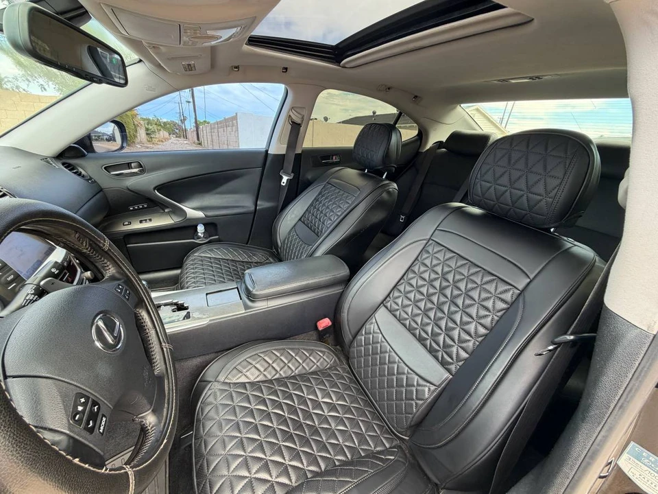 2007 Lexus IS 2nd Gen - Image 11 of 12