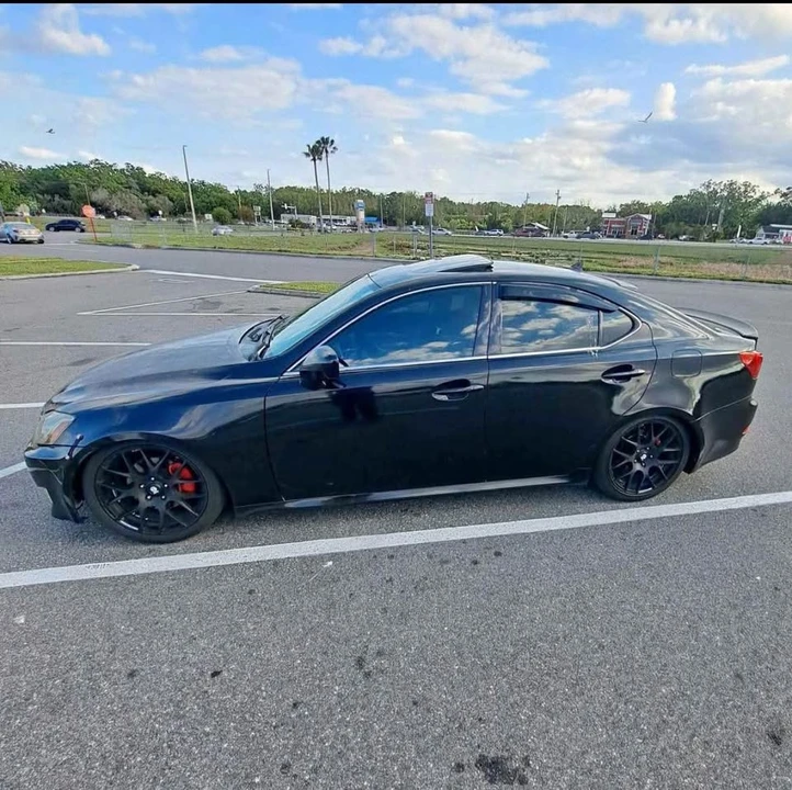 2007 Lexus IS 2nd Gen - Image 4 of 13