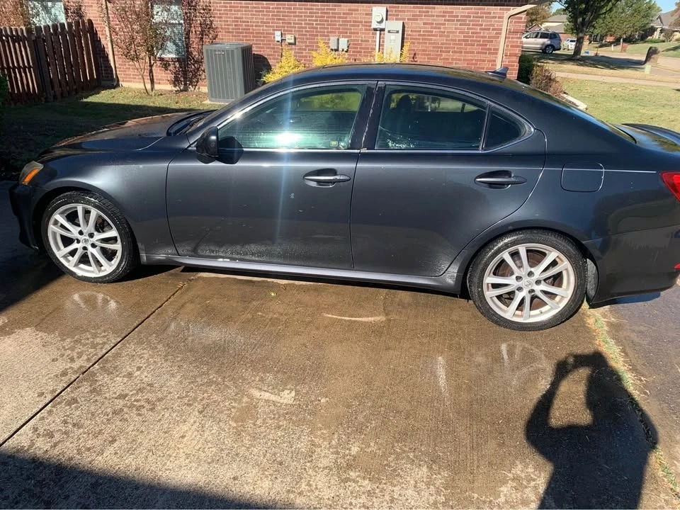 2007 Lexus IS 2nd Gen - Image 2 of 6