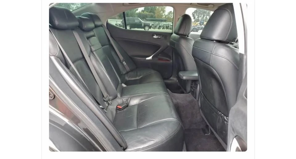 2007 Lexus IS 2nd Gen - Image 7 of 8