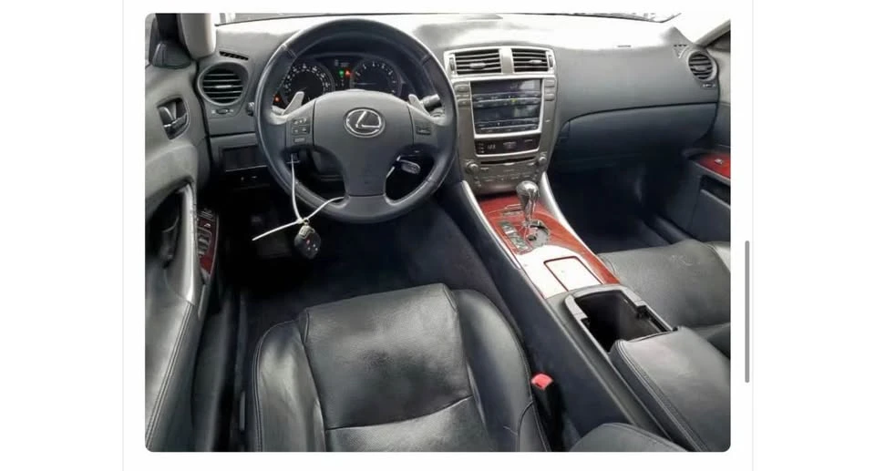 2007 Lexus IS 2nd Gen - Image 6 of 8