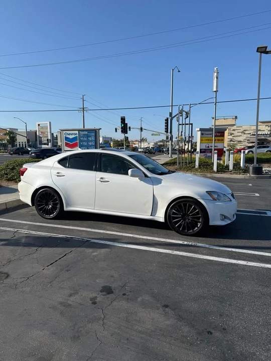 2007 Lexus IS 2nd Gen - Image 3 of 9