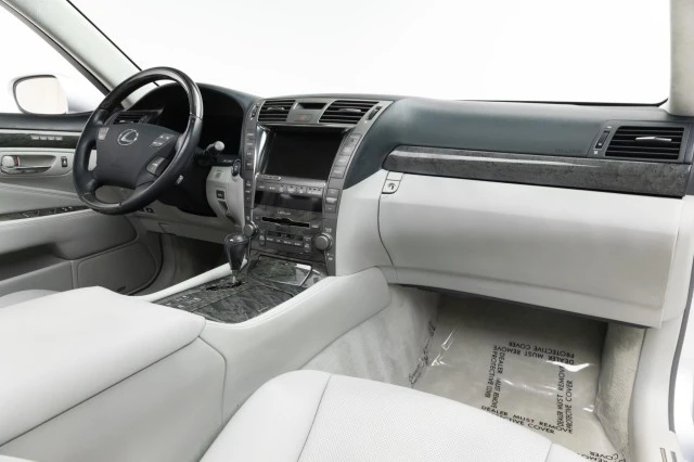 2007 Lexus LS 4th Gen - Image 2 of 4