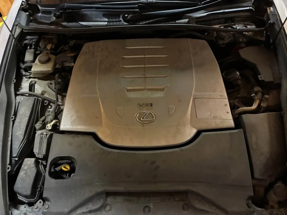 2007 Lexus LS 4th Gen - Image 9 of 11