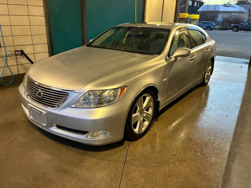 2007 Lexus LS 4th Gen - Image 5 of 11