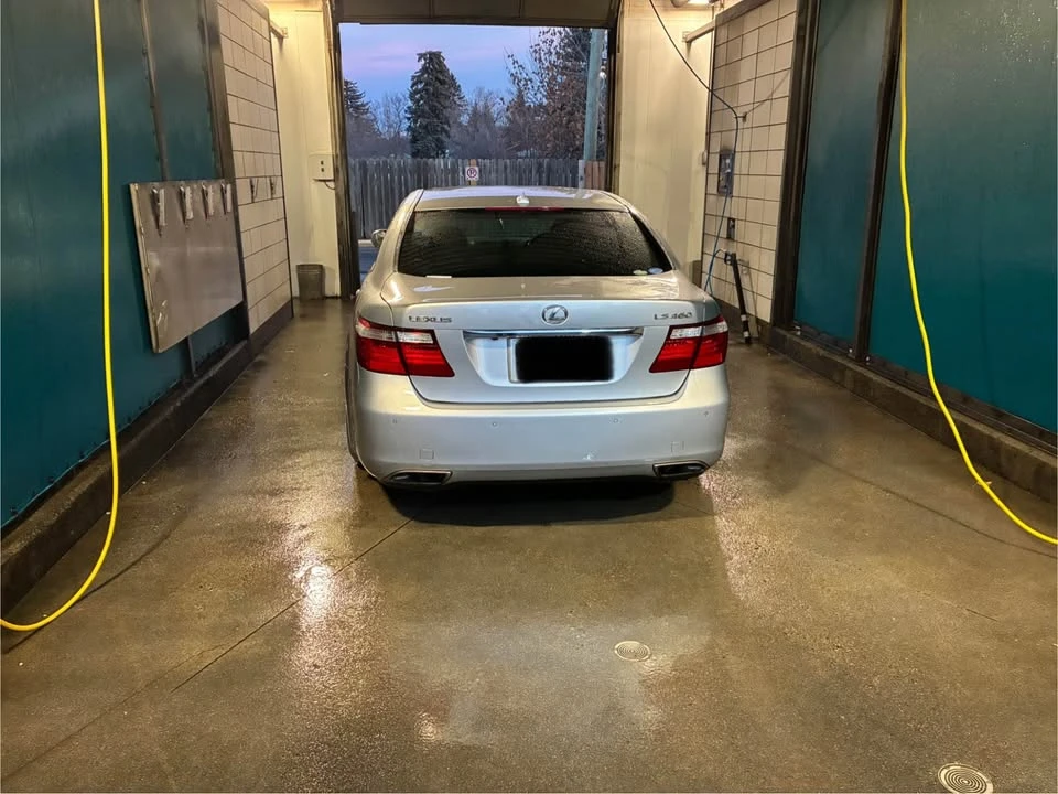 2007 Lexus LS 4th Gen - Image 2 of 11