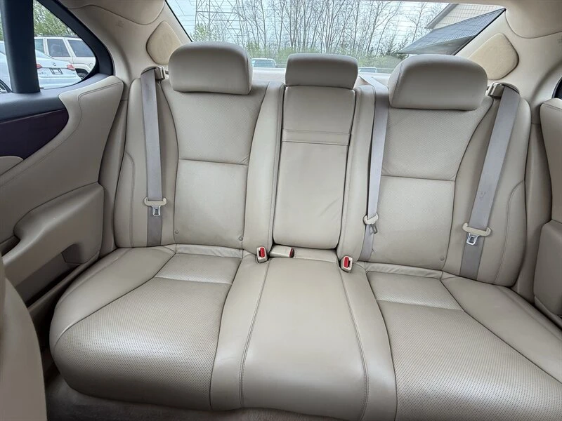 2007 Lexus LS 4th Gen - Image 14 of 16