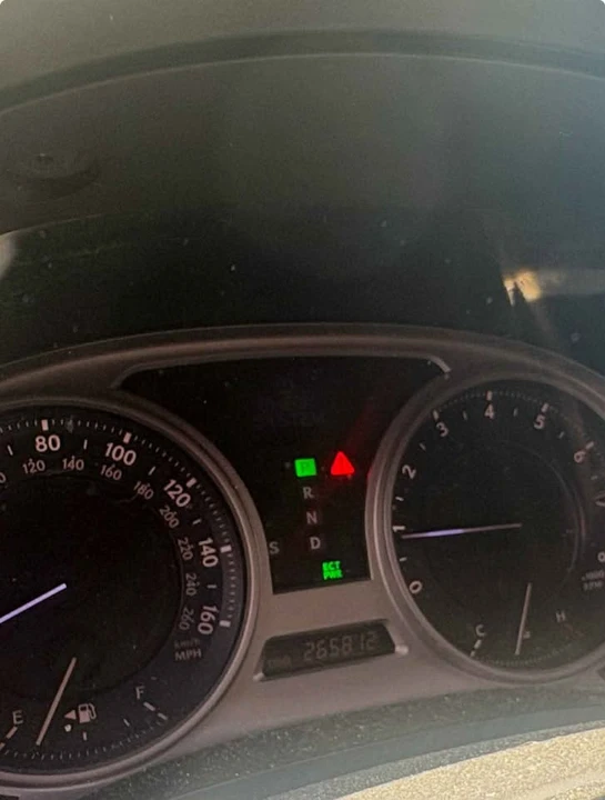 2007 Lexus LS 4th Gen - Image 10 of 11