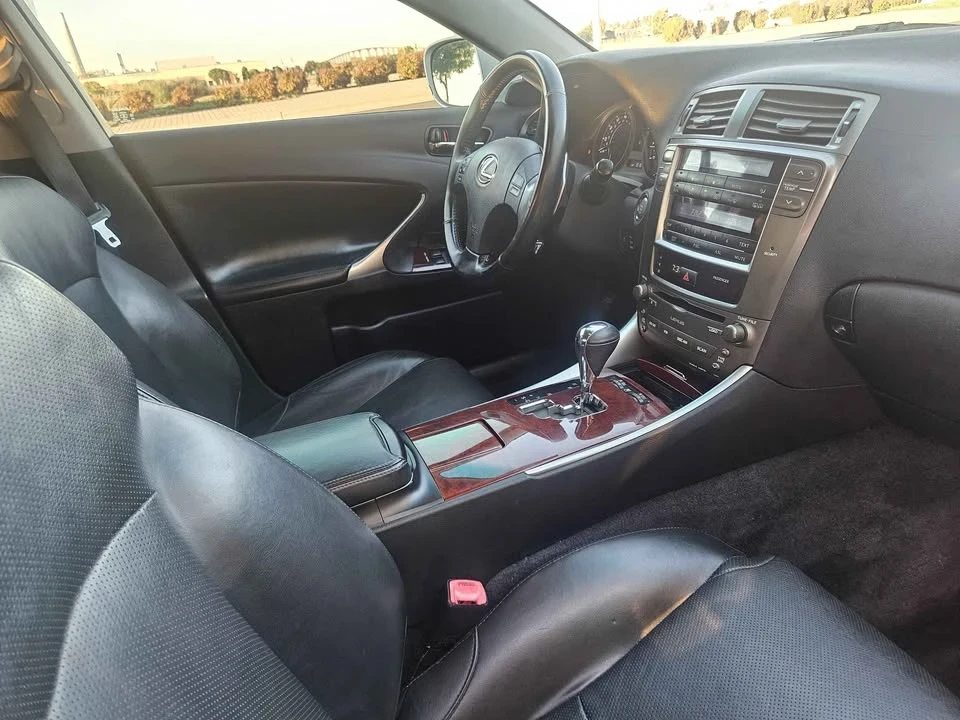 2007 Lexus LS 4th Gen - Image 7 of 15
