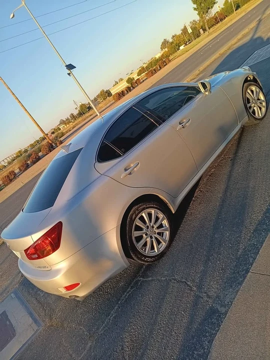 2007 Lexus LS 4th Gen - Image 3 of 15