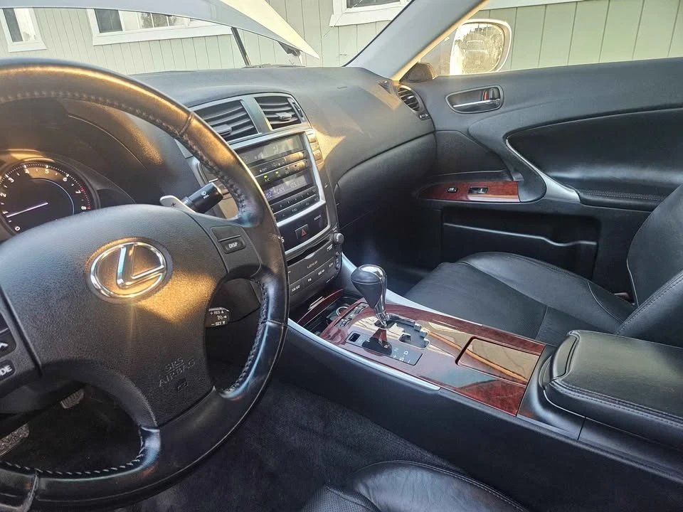 2007 Lexus LS 4th Gen - Image 10 of 15