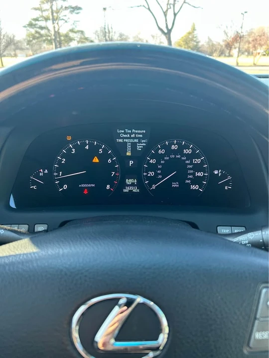 2007 Lexus LS 4th Gen - Image 4 of 5