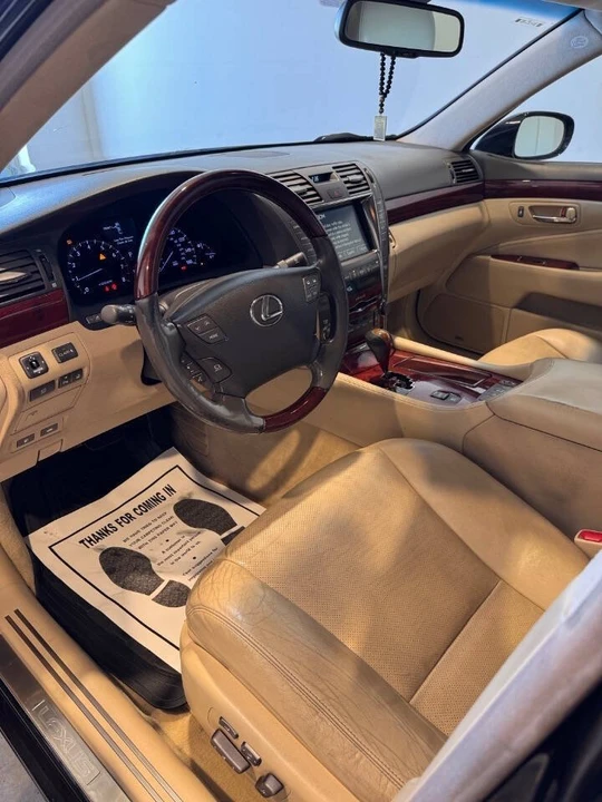 2007 Lexus LS 4th Gen - Image 5 of 19