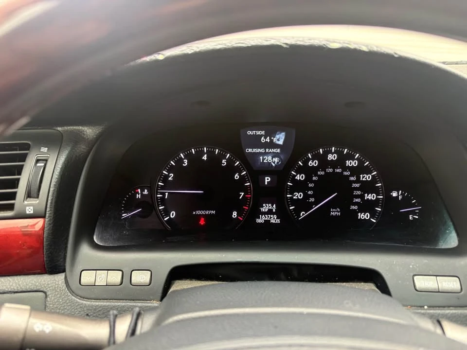 2007 Lexus LS 4th Gen - Image 5 of 8