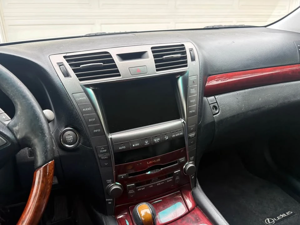 2007 Lexus LS 4th Gen - Image 4 of 8