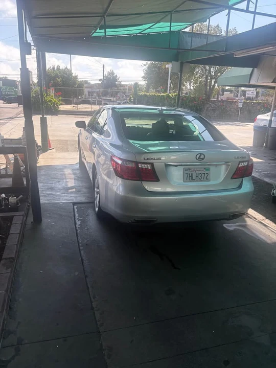 2007 Lexus LS 4th Gen - Image 8 of 8