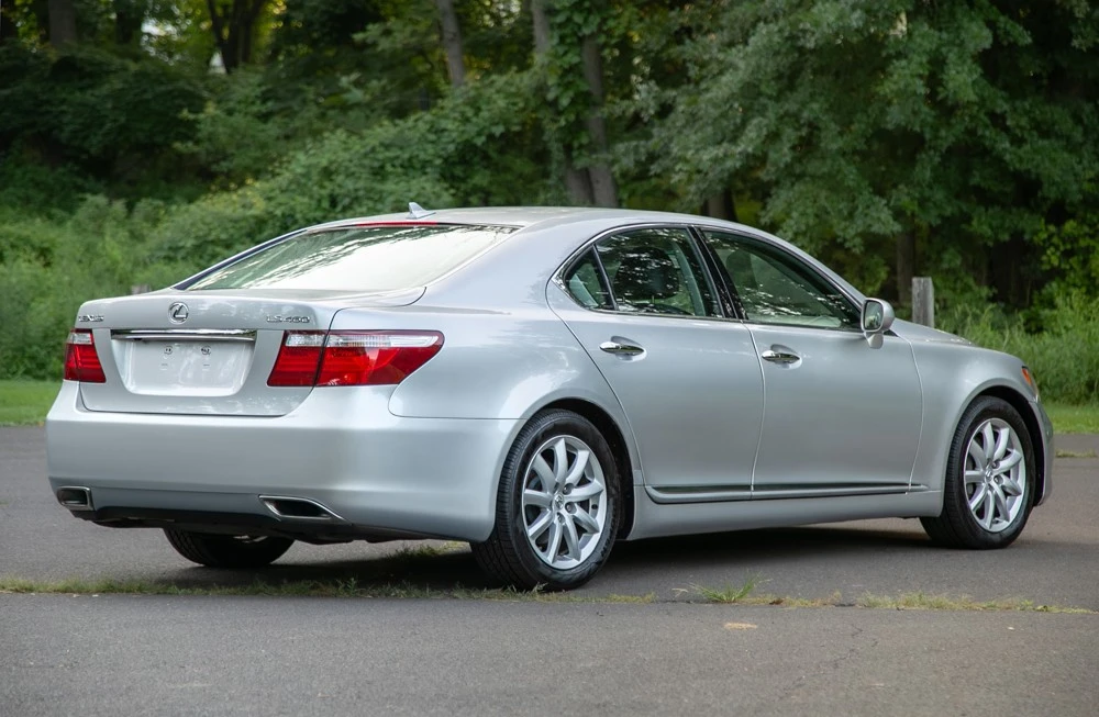 2007 Lexus LS 4th Gen - Image 3 of 19