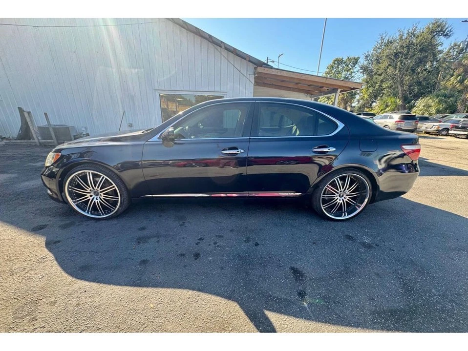 2007 Lexus LS 4th Gen - Image 13 of 20