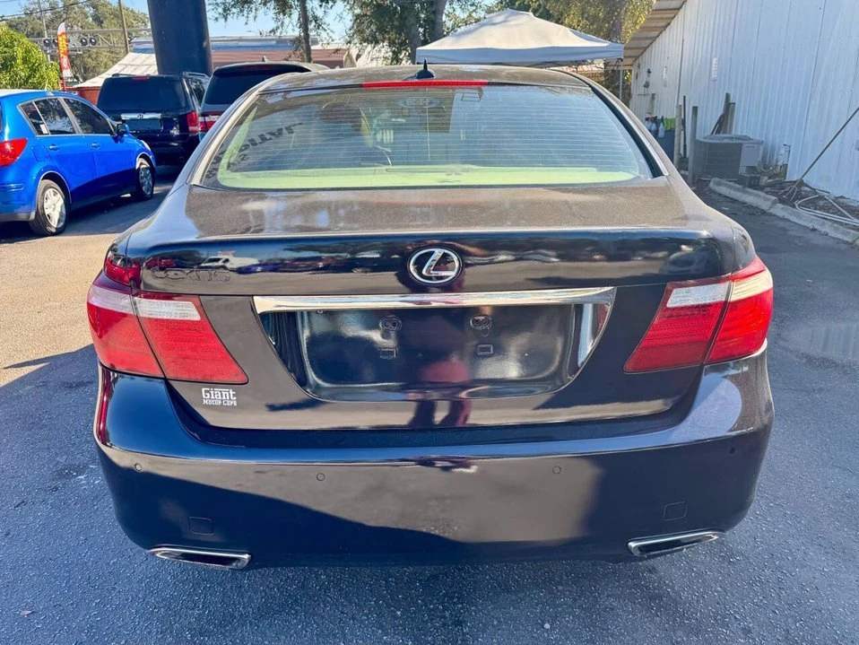 2007 Lexus LS 4th Gen - Image 16 of 20