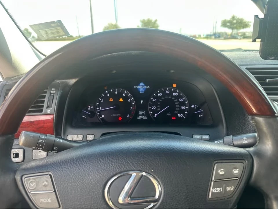 2007 Lexus LS 4th Gen - Image 12 of 16
