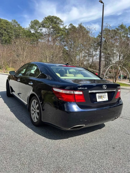 2007 Lexus LS 4th Gen - Image 5 of 13