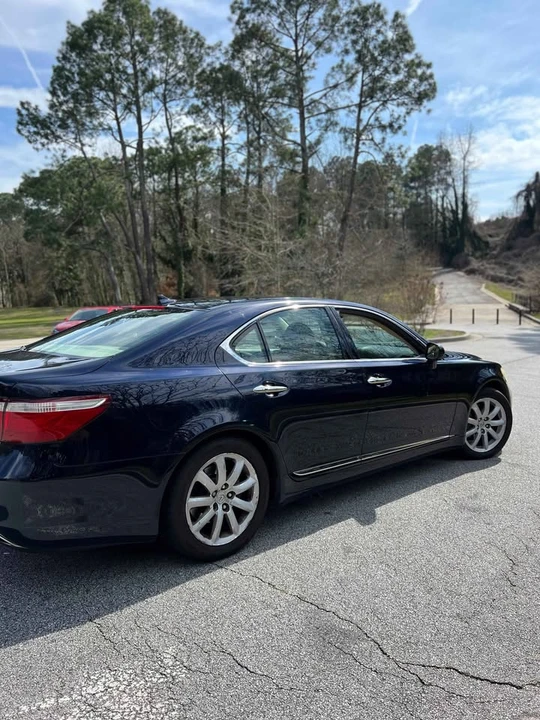 2007 Lexus LS 4th Gen - Image 13 of 13